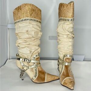 UNIQUE/RARE Heeled Boots (6.5)